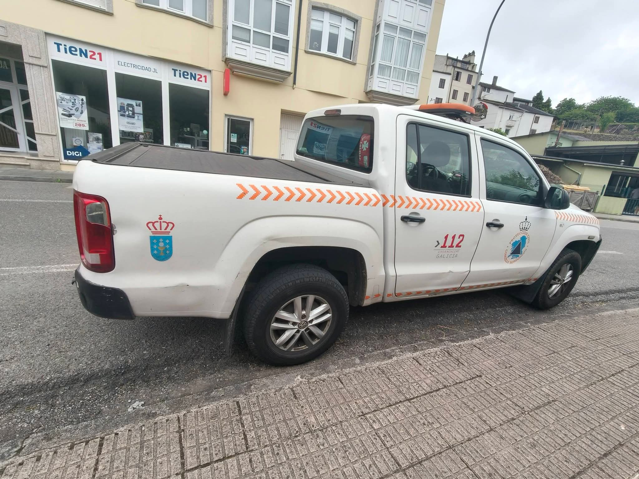 O PSOE denuncia que o vehículo de Protección Civil de Mondoñedo circula coa ITV caducada