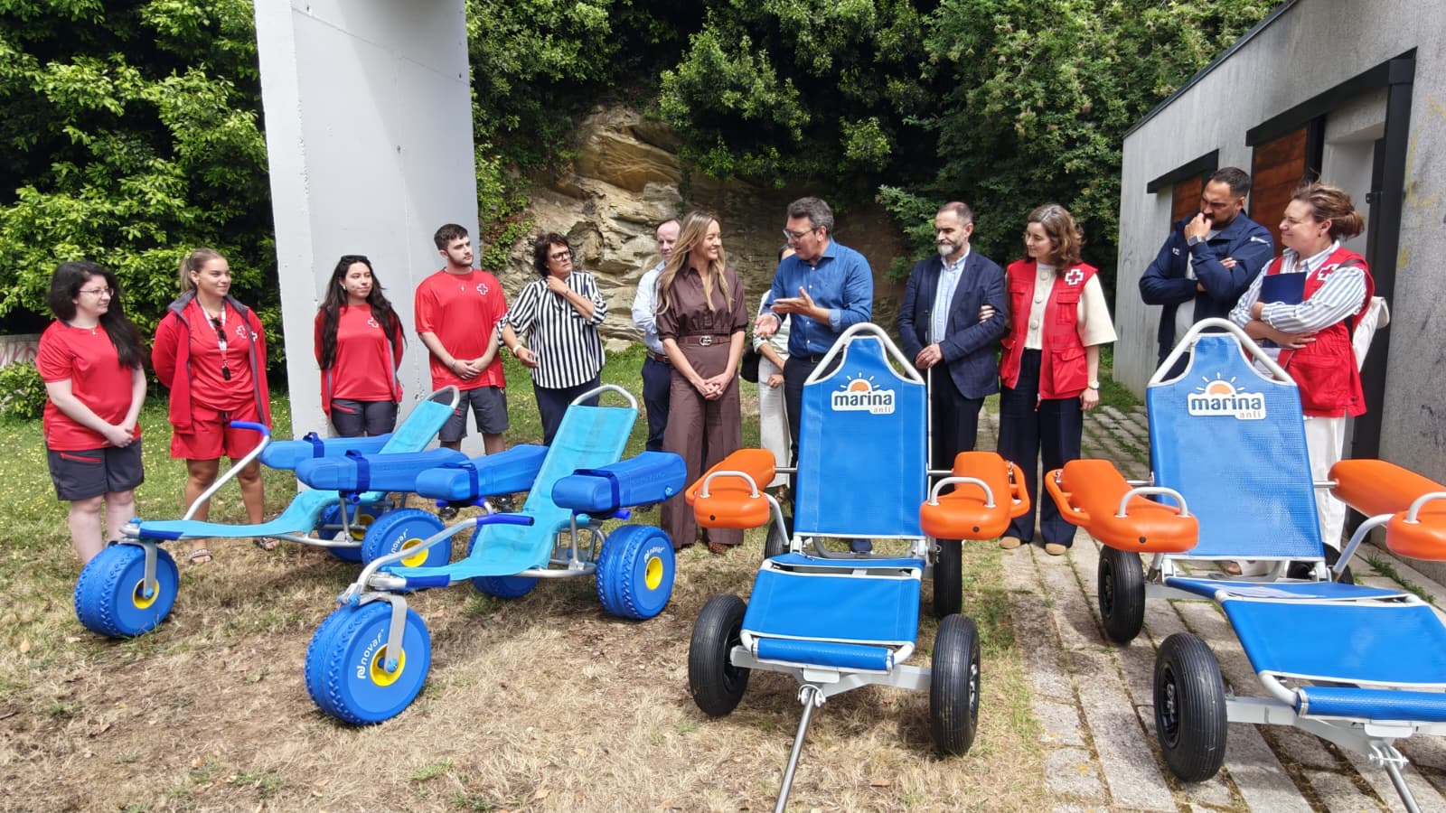 Ribadeo presenta un proxecto pioneiro en Galicia para garantir o acceso ás praias a persoas con mobilidade reducida