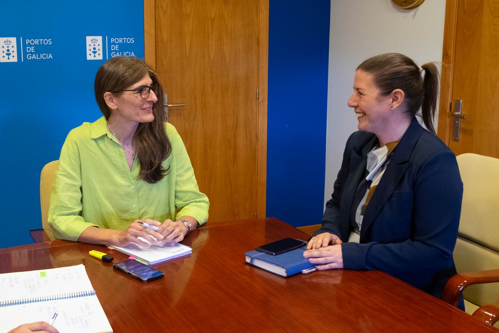 A presidenta De Portos de Galicia aborda coa alcaldesa de Cervo as prioridades de actuación no peirao de San Cibrao
