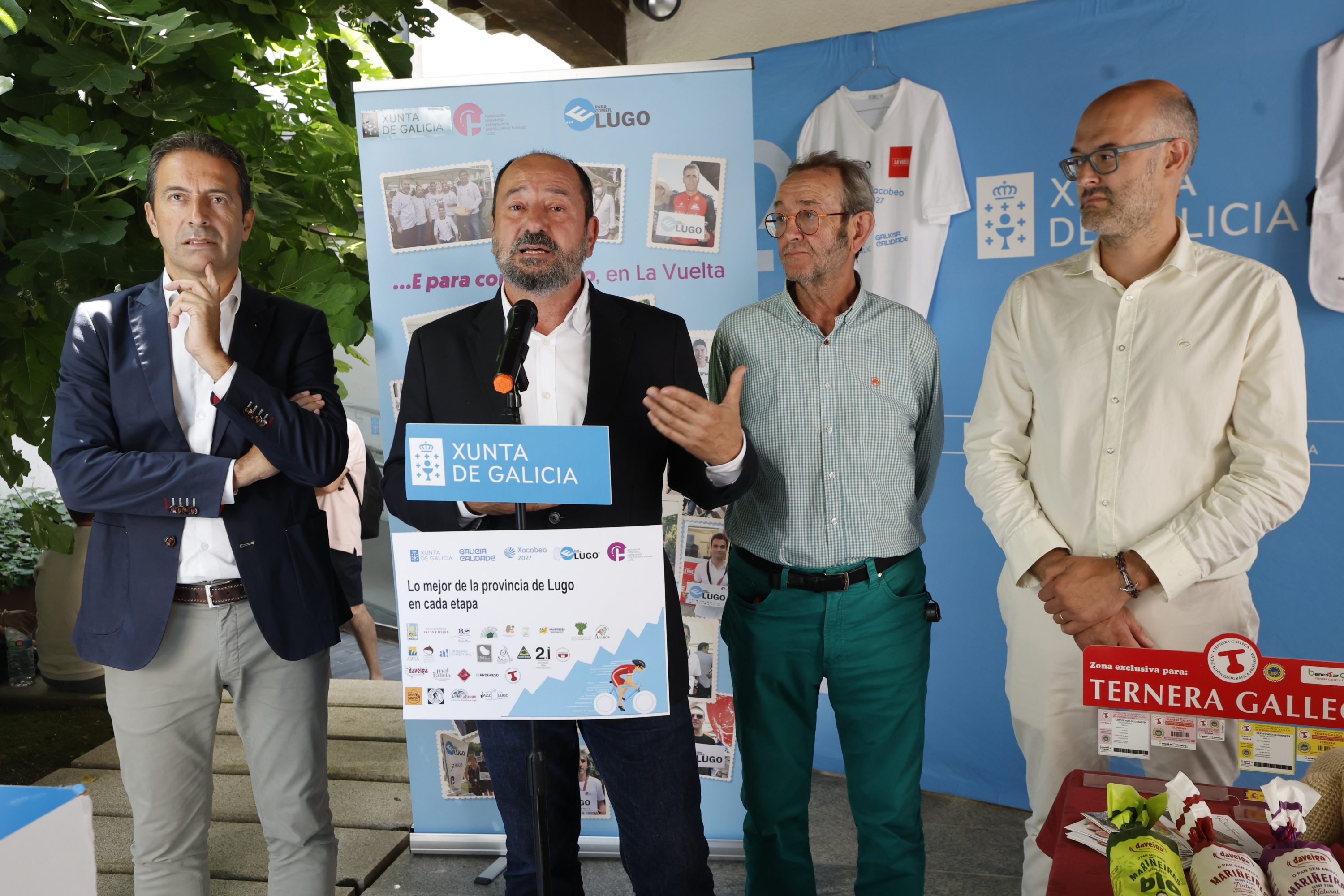 A Oficina de Turismo da Xunta en Lugo acolleu a presentación da nova participación de …E para comer, Lugo en La Vuelta Ciclista a España 2026, iniciativa coa que a provincia se promocionará por décimo cuarta vez consecutiva