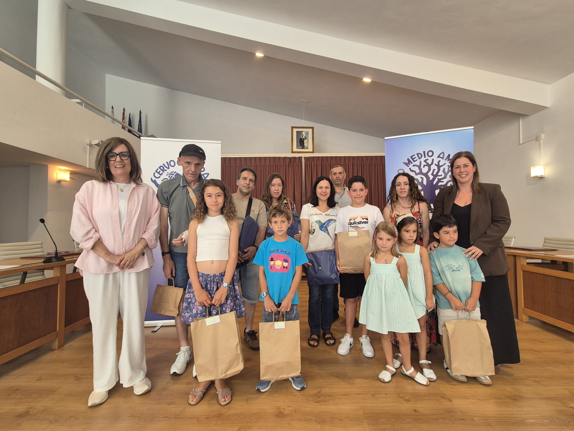 Cervo reafirma o seu compromiso coa cultura na entrega dos premios do Día do Libro