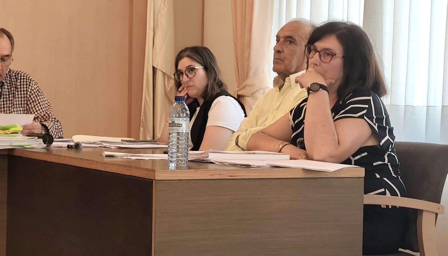As socialistas acusan ao alcalde do Vicedo de impedir o debate dunha proposta de conservación urbana