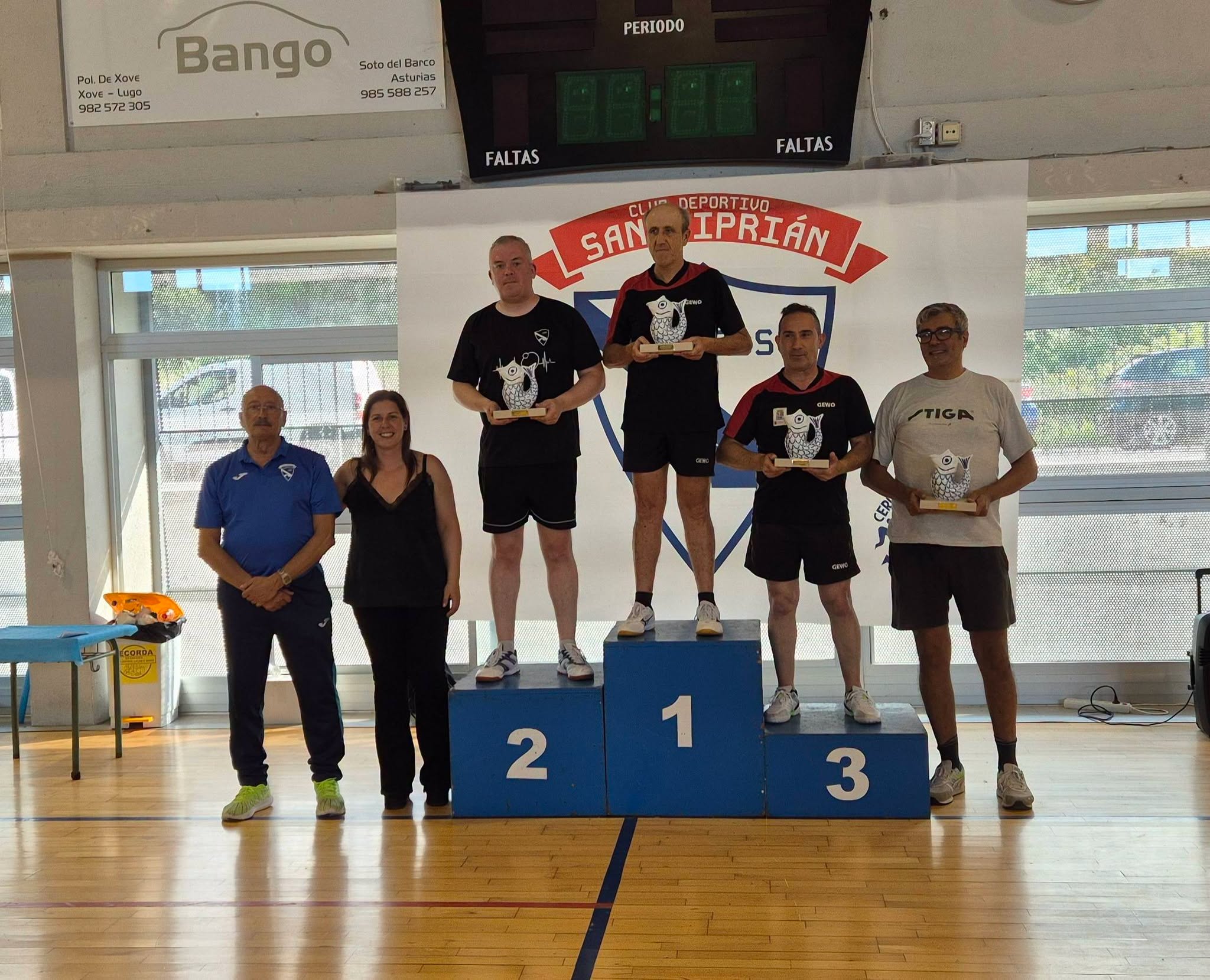 A pasada fin de semana celebrouse o VII Torneo Maruxaina de Tenis de Mesa, organizado polo CD San Ciprián, que reuniu a xogadores procedentes de Galicia, Asturias, Castela-A Mancha e Italia
