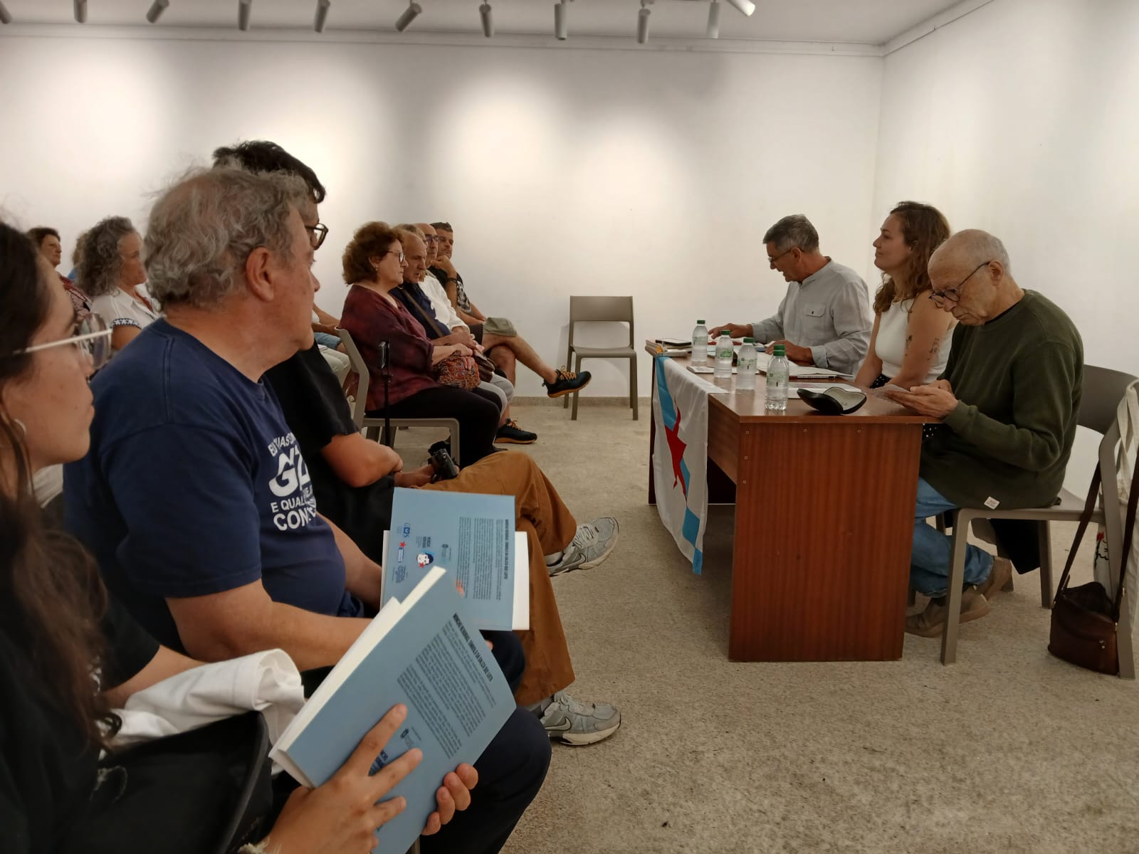 Presentado en Viveiro o libro “50 aniversario do asasinato de Moncho Reboiras 1975-2025”