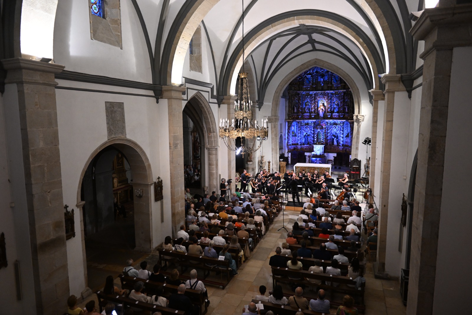 A Real Filharmonía de Galicia ilumina Santa María do Campo no Festival Bal y Gay