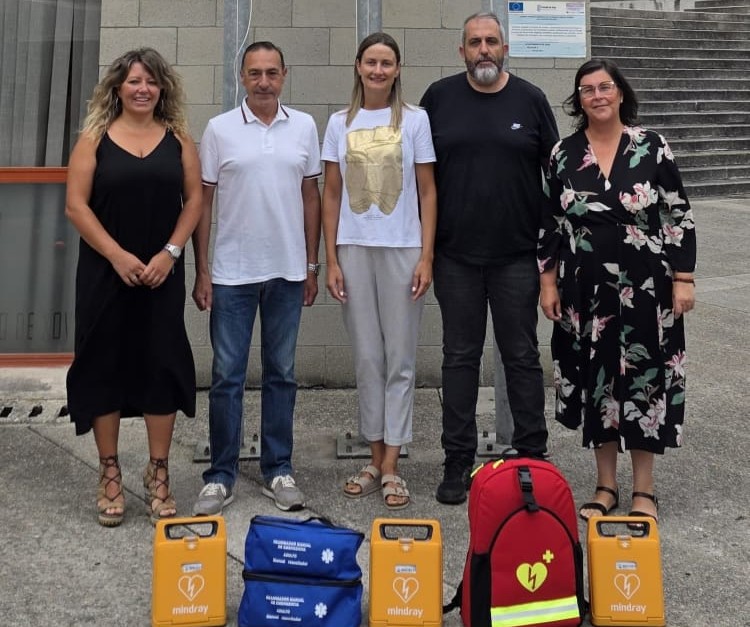 O Concello de Xove consolídase como referente en cardioprotección coa adquisición de tres desfibriladores automáticos
