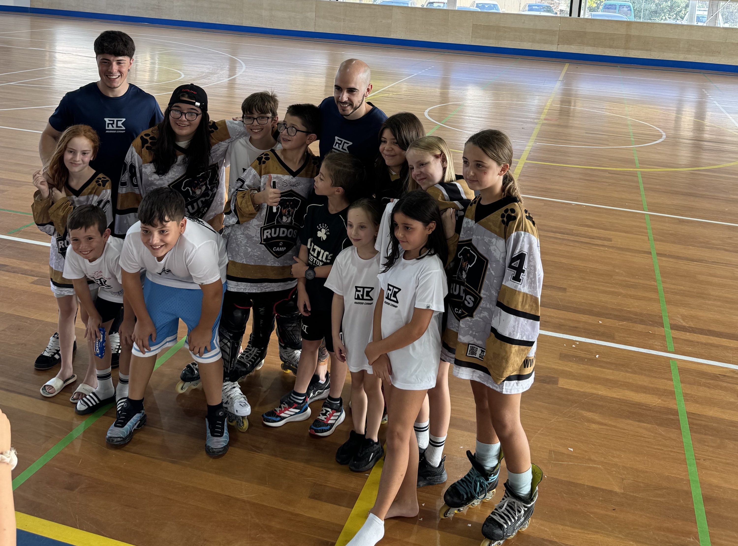 Remata con éxito o Rudos Camp, o campus de hóckey liña celebrado en Ribadeo