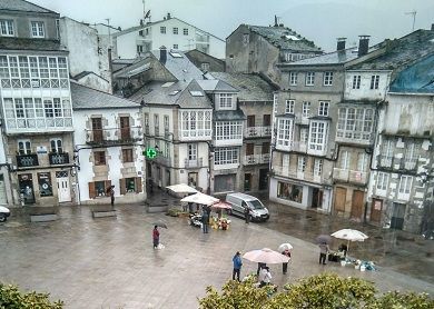 O mercado semanal de Viveiro volve á Praza Maior este xoves