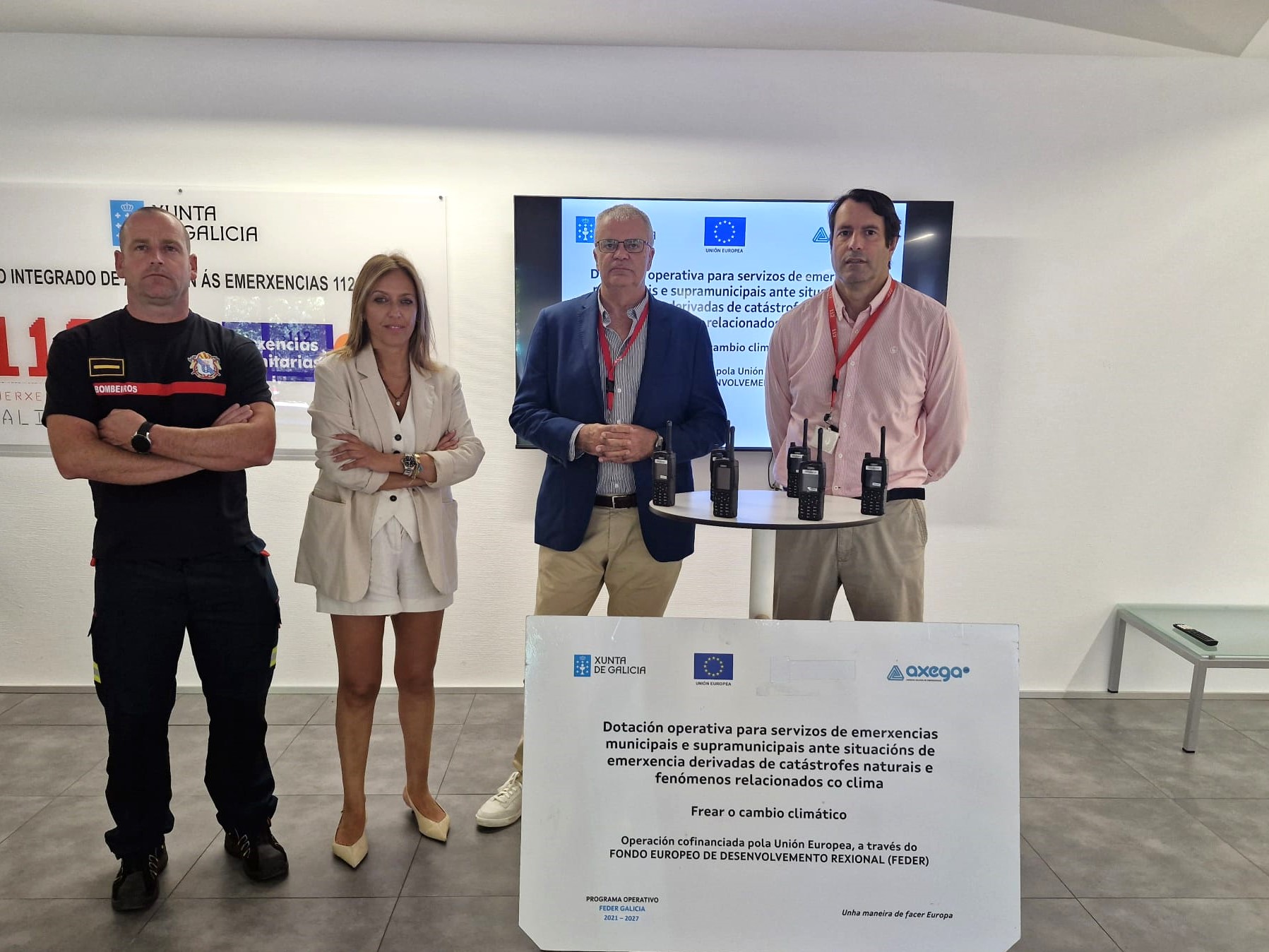 A Deputación repartirá 72 novas emisoras de comunicación portátiles aos seis parques de bombeiros do Consorcio Provincial