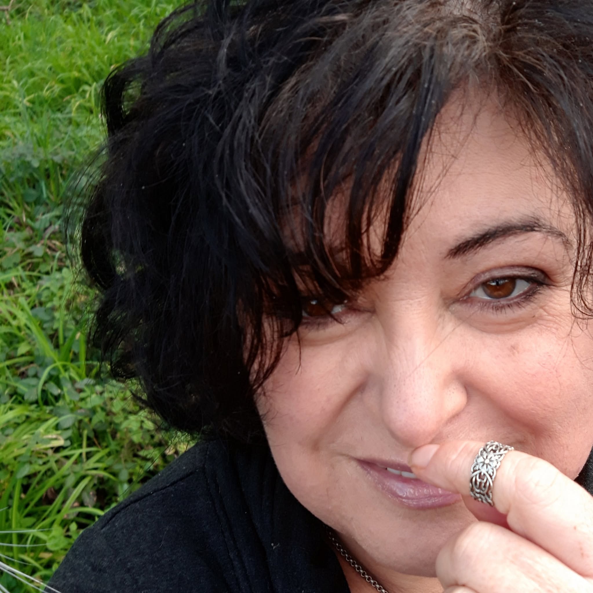 Olivia Canoura presenta en Foz 'Fibromialgia: conversaciones en blanco'