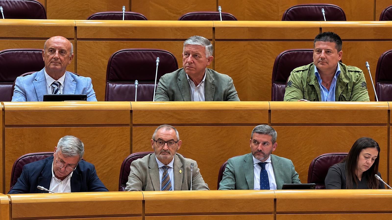 O Senado aproba unha proposta do PP para revisar o veto europeo á pesca de fondo e en defensa do palangre