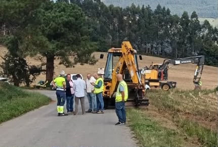 Comezan en Ribadeo as obras da renovación da tubaxe de auga, cun investimento de 7,5 millóns de euros