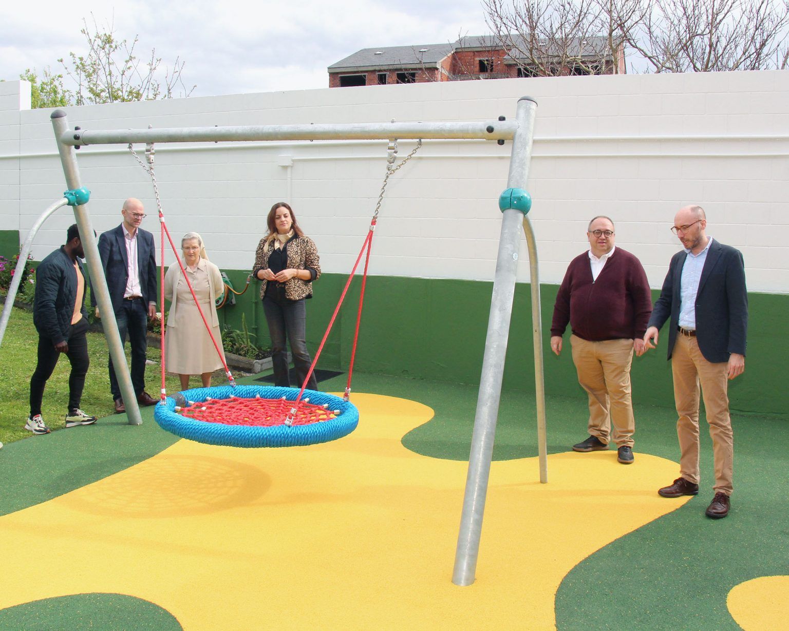 O director xeral de Familia, Infancia e Dinamización Demográfica, Jacobo Rey, asistiu este sábado en Burela á celebración do 25º aniversario do centro San Aníbal da entidade Rogacionistas, un exemplo de traballo e dedicación que os sitúa como unha referencia da protección da infancia e da adolescencia na provincia de Lugo