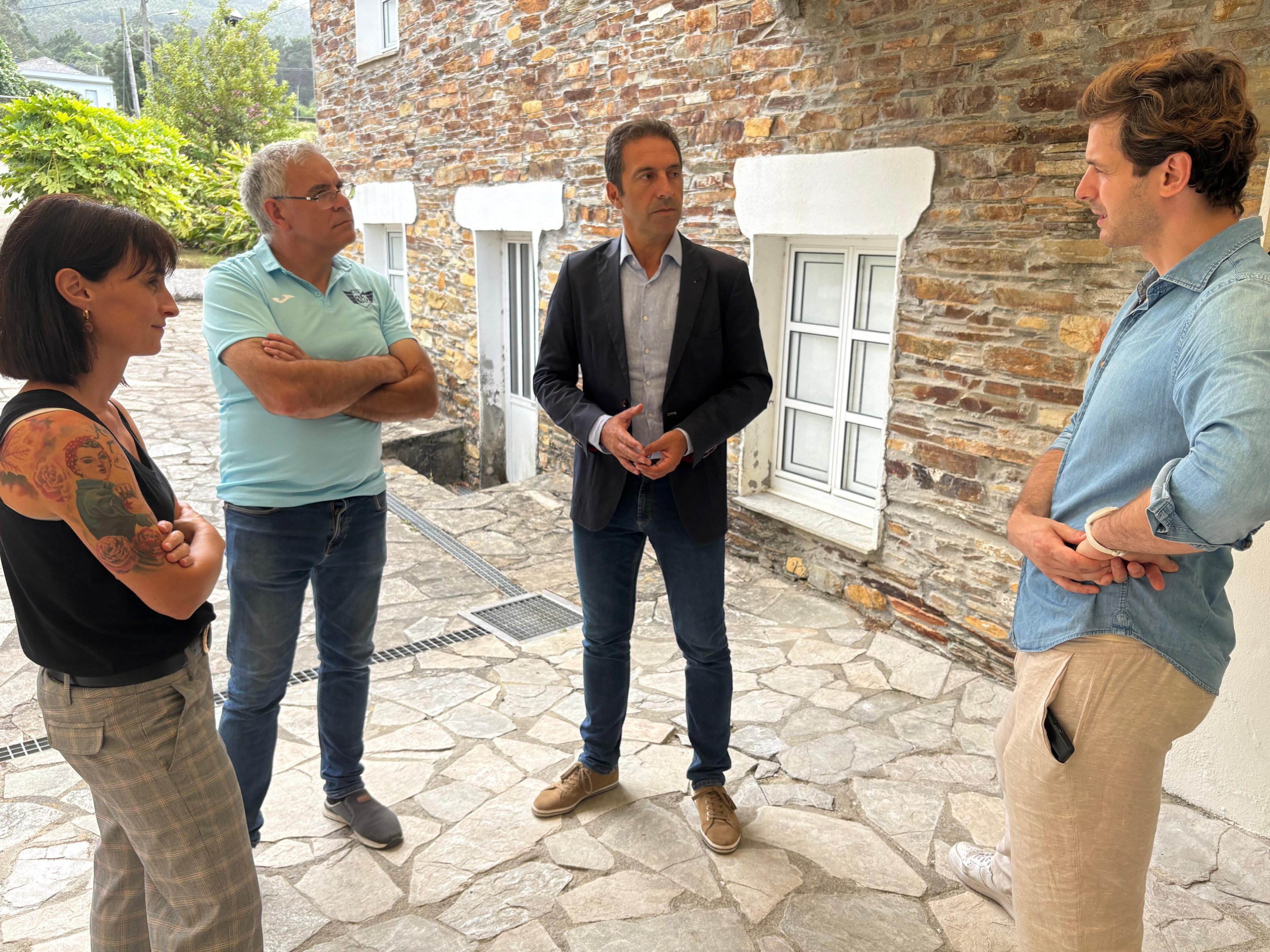 A Xunta achega preto de 221.000 € a 12 negocios turísticos da Mariña para modernizar as súas instalacións