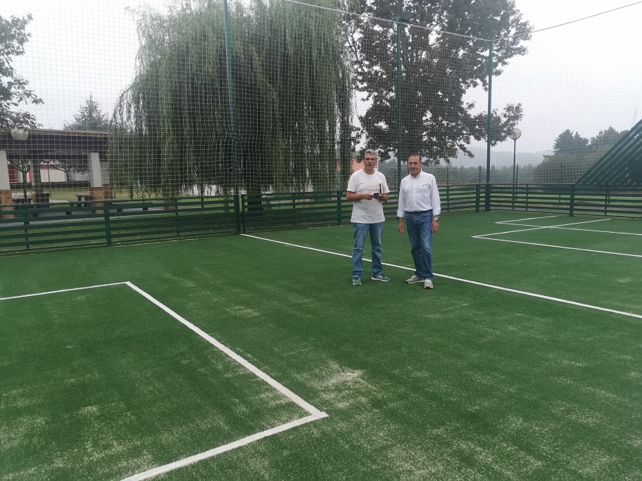 Xove renova por completo a pista multideportiva do parque