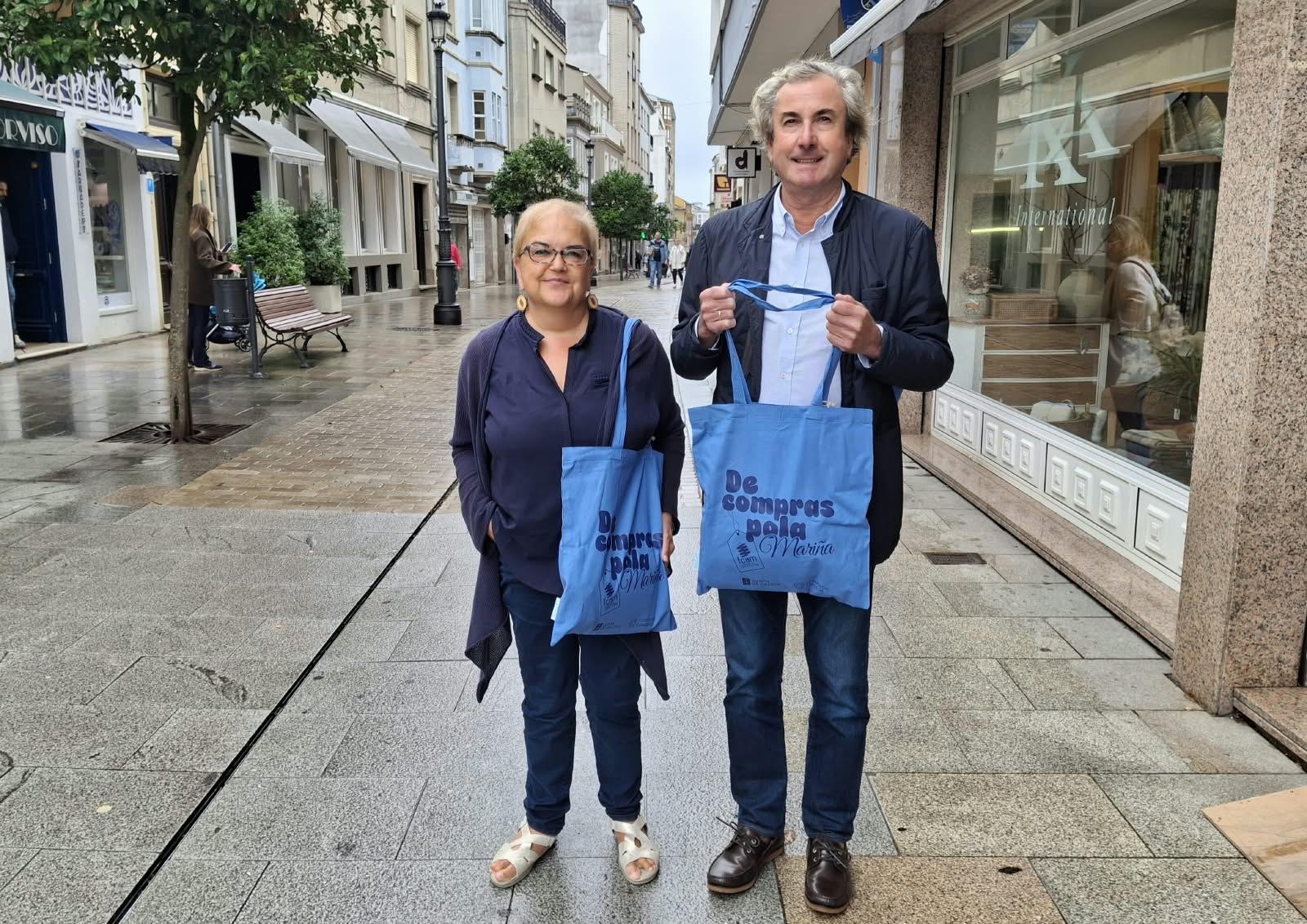 A FCAM presenta dúas mil bolsas de tela e anuncia a visita de José Ribagorda para promocionar a Mariña