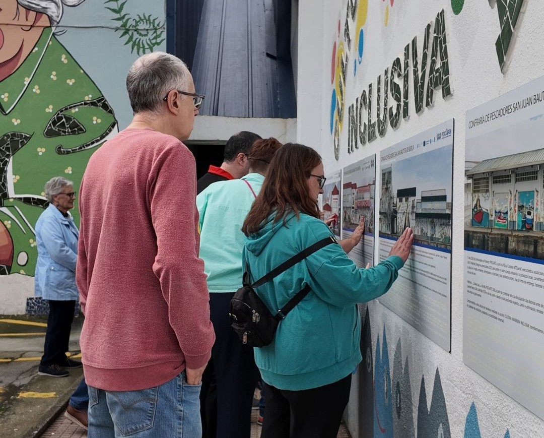 A Confraría de Burela achega o seu patrimonio á cidadanía cunha nova experiencia de turismo mariñeiro
