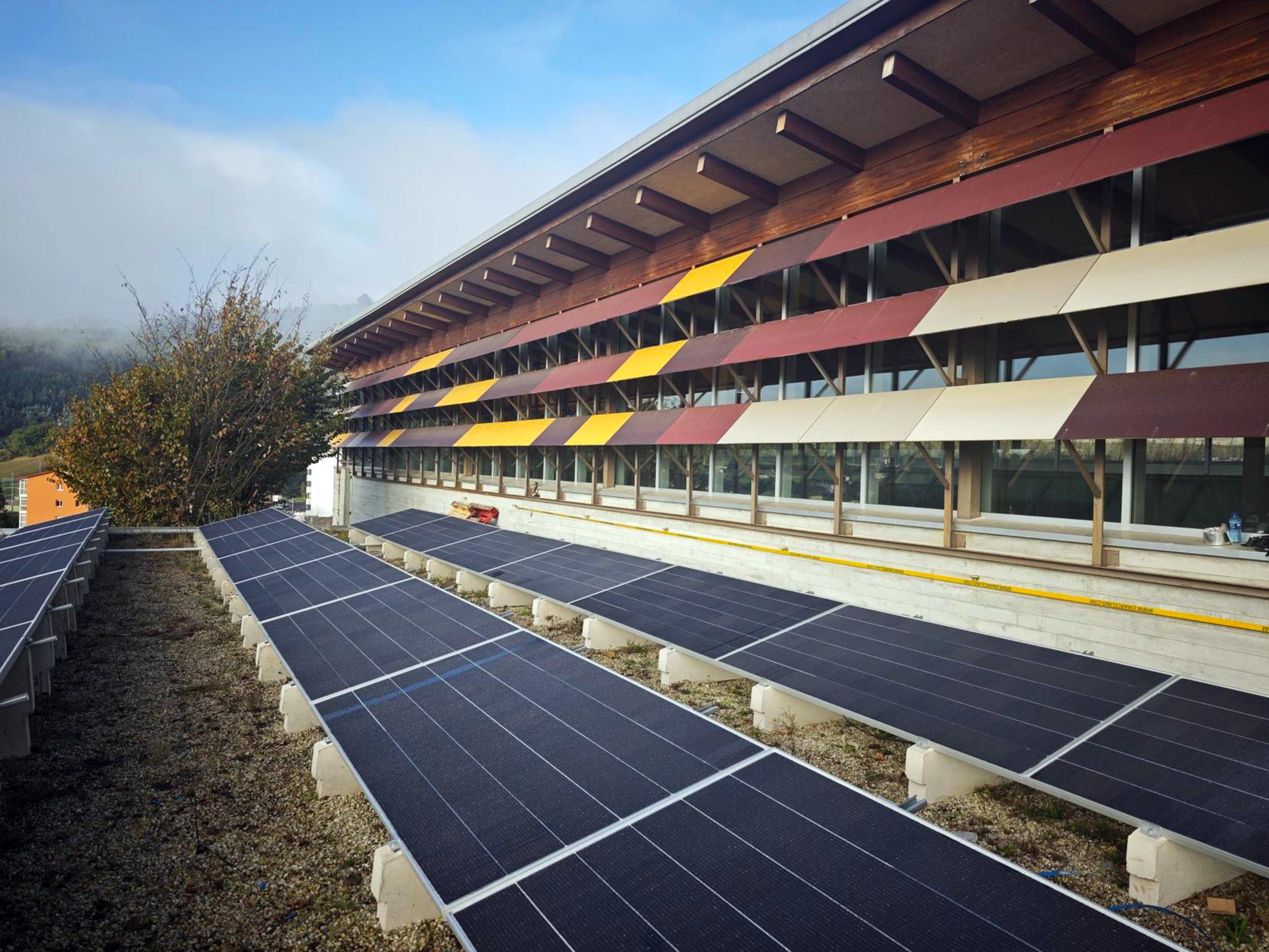 COGAMI mellora a eficiencia enerxética do seu centro de Xove con aerotermia e fotovoltaica